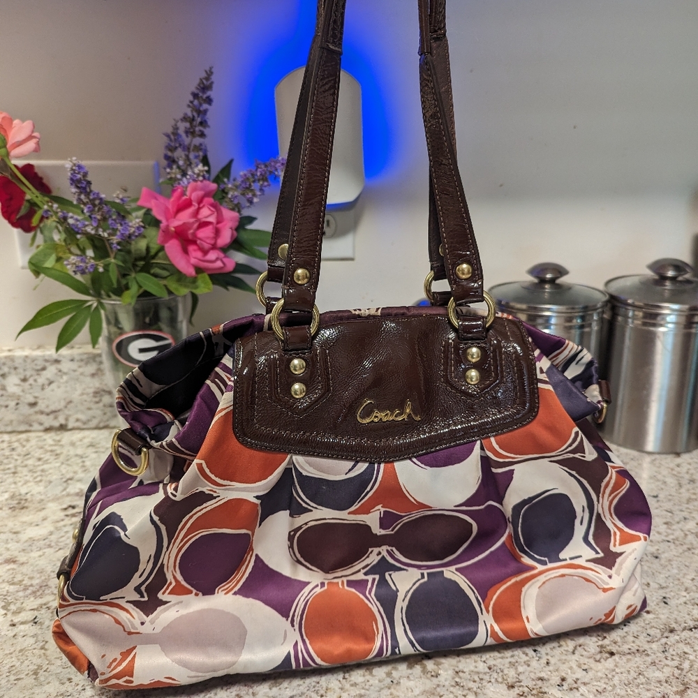 Classic Coach Purse